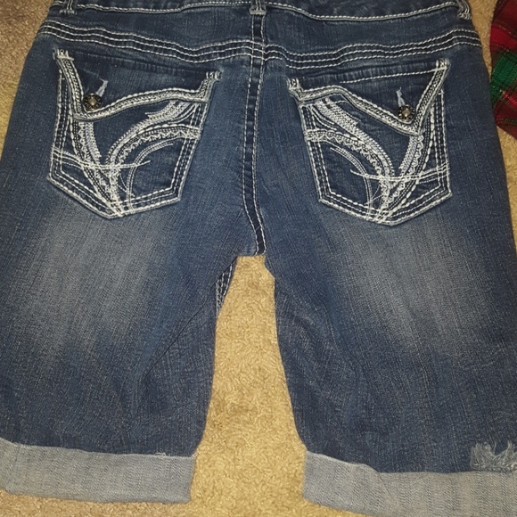 Shorts - Picture 2 of 2